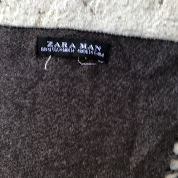 Zara Cashmere  - Picture 3 of 3